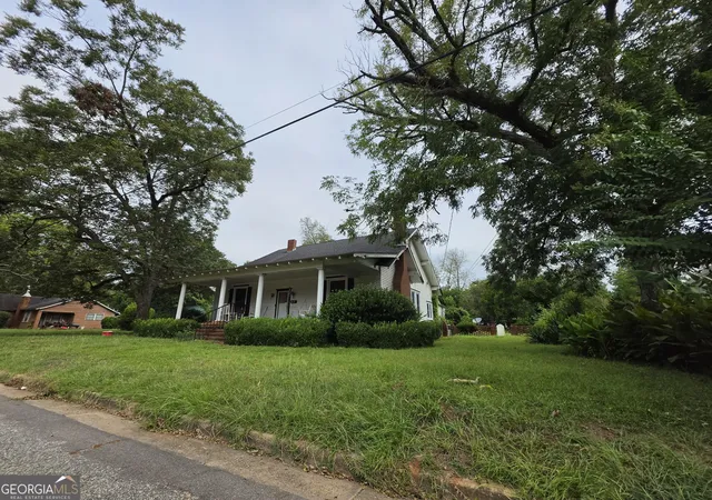 Single family home for sale at 622 6th Avenue NE, Dawson, GA 39842 | MLS# 10846049