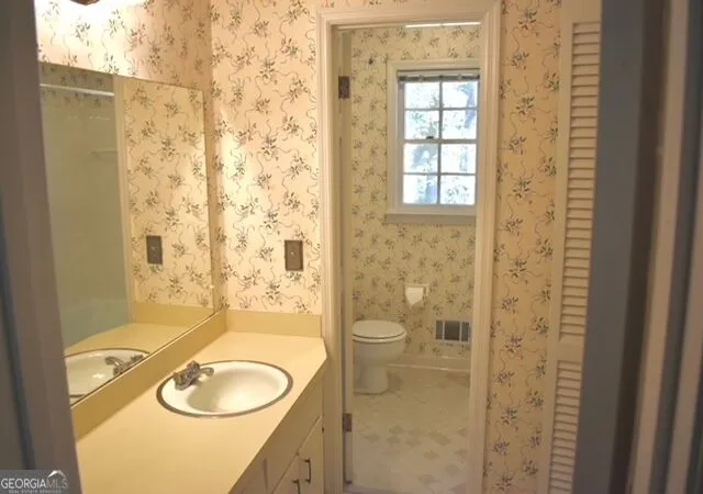 Photo 2 of Single family home for sale at 115 Jayne Ellen Way, Alpharetta, GA 30009 | MLS# 10880381 | Listing updated on 2026-10-28