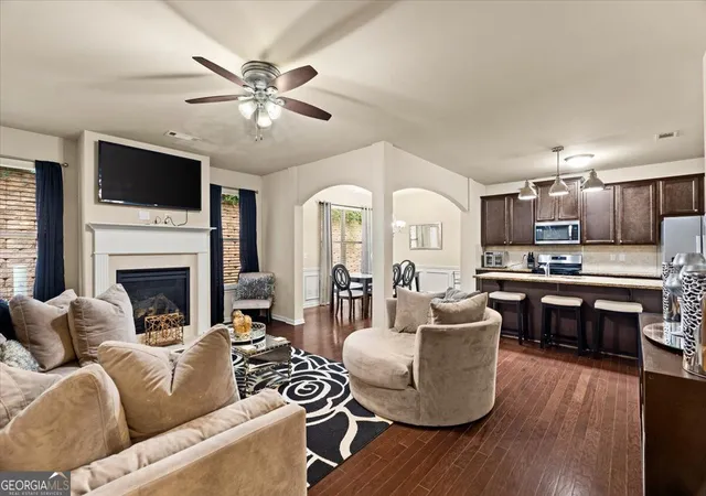 Photo 2 of Townhouse for sale at 36 Grampian Way #4, Marietta, GA 30008 | MLS# 10829129 | Listing updated on 2026-09-09