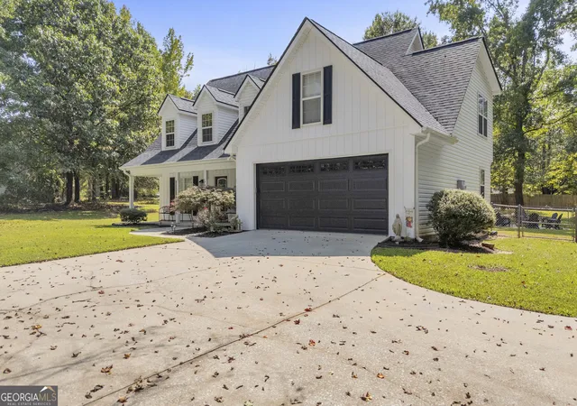 Photo 4 of Single family home for sale at 320 Old Pittard Rd, Athens, GA 30601 | MLS# 10852205 | Listing updated on 2026-10-08
