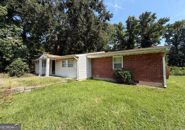 Photo 2 of Single family home for sale at 7344 Howard Cir, Jonesboro, GA 30236 | MLS# 10838967 | Listing updated on 2026-09-13