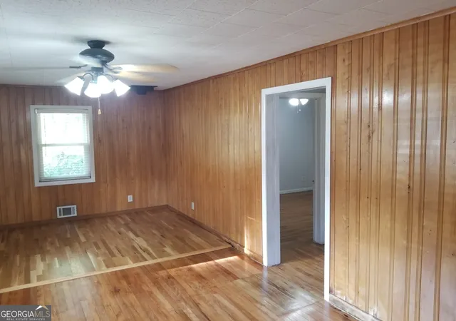 Listing Photo 2 - Condo for sale in building located at 5066 Phillips Dr, Forest Park, GA 30297 - Unit #