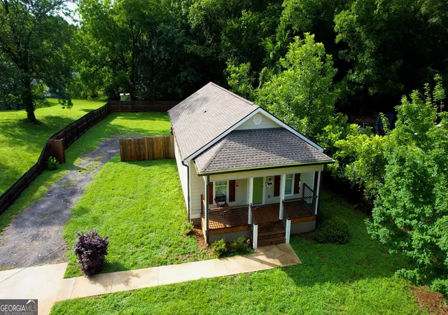 Photo 4 of Single family home for sale at 840 Pearl St, Madison, GA 30650 | MLS# 10842846 | Listing updated on 2026-09-23