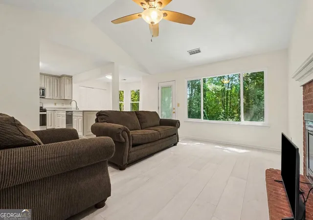 Photo 2 of Single family home for sale at 4496 Whitt Sta Run Nw, Acworth, GA 30101 | MLS# 10849815 | Listing updated on 2026-10-04
