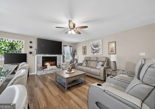 Photo 1 of Single family home for sale at 3520 Camelot Ct, Loganville, GA 30052 | MLS# 10833960 | Listing updated on 2026-10-30