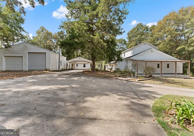 Photo 1 of Single family home for sale at 5682 Hartley Brg Rd, Macon, GA 31216 | MLS# 10852095 | Listing updated on 2026-10-08