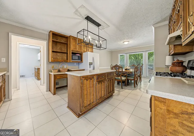 Photo 3 of Single family home for sale at 330 Laurelwood Dr, Tyrone, GA 30290 | MLS# 10849280 | Listing updated on 2026-10-02