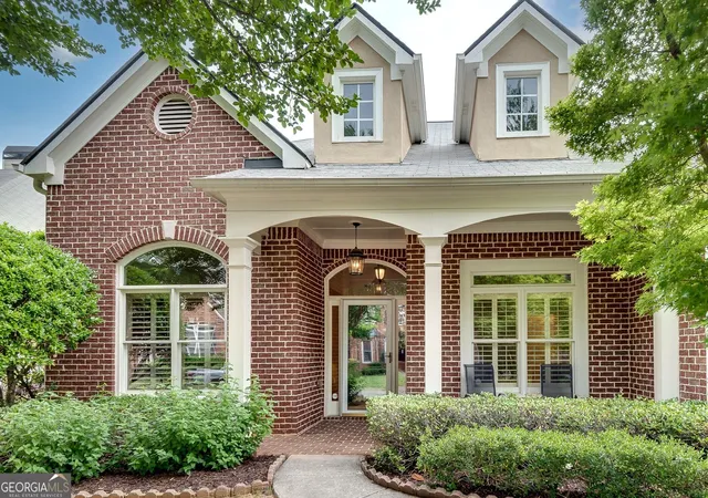 Photo 2 of Single family home for sale at 1558 Reserve Cir, Decatur, GA 30033 | MLS# 10850928 | Listing updated on 2026-09-24