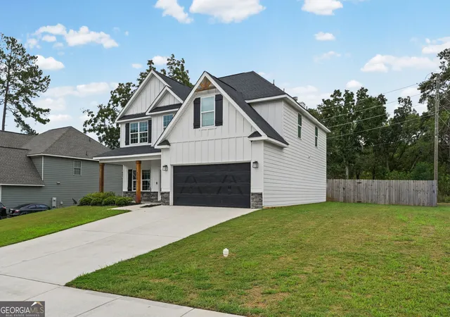 Photo 2 of Single family home for sale at 4315 Cornwall Dr, Forsyth, GA 31029 | MLS# 10852583 | Listing updated on 2026-10-08