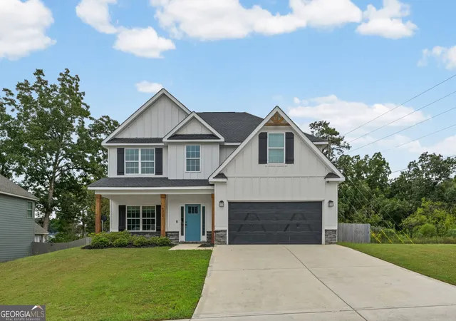 Photo 3 of Single family home for sale at 4315 Cornwall Dr, Forsyth, GA 31029 | MLS# 10852583 | Listing updated on 2026-10-08