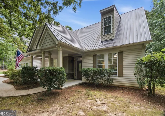 Photo 1 of Single family home for sale at 186 Fern Park Dr, Dawsonville, GA 30534 | MLS# 10843178 | Listing updated on 2026-09-30