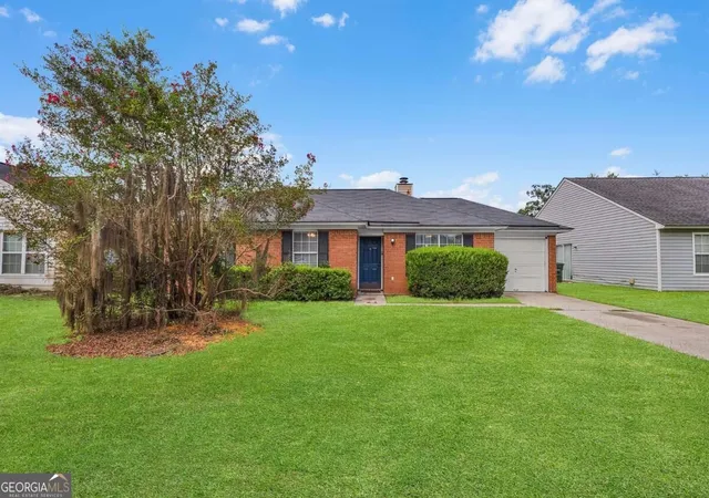 Photo 2 of Single family home for sale at 139 Little River Dr, Savannah, GA 31419 | MLS# 10837668 | Listing updated on 2026-09-15