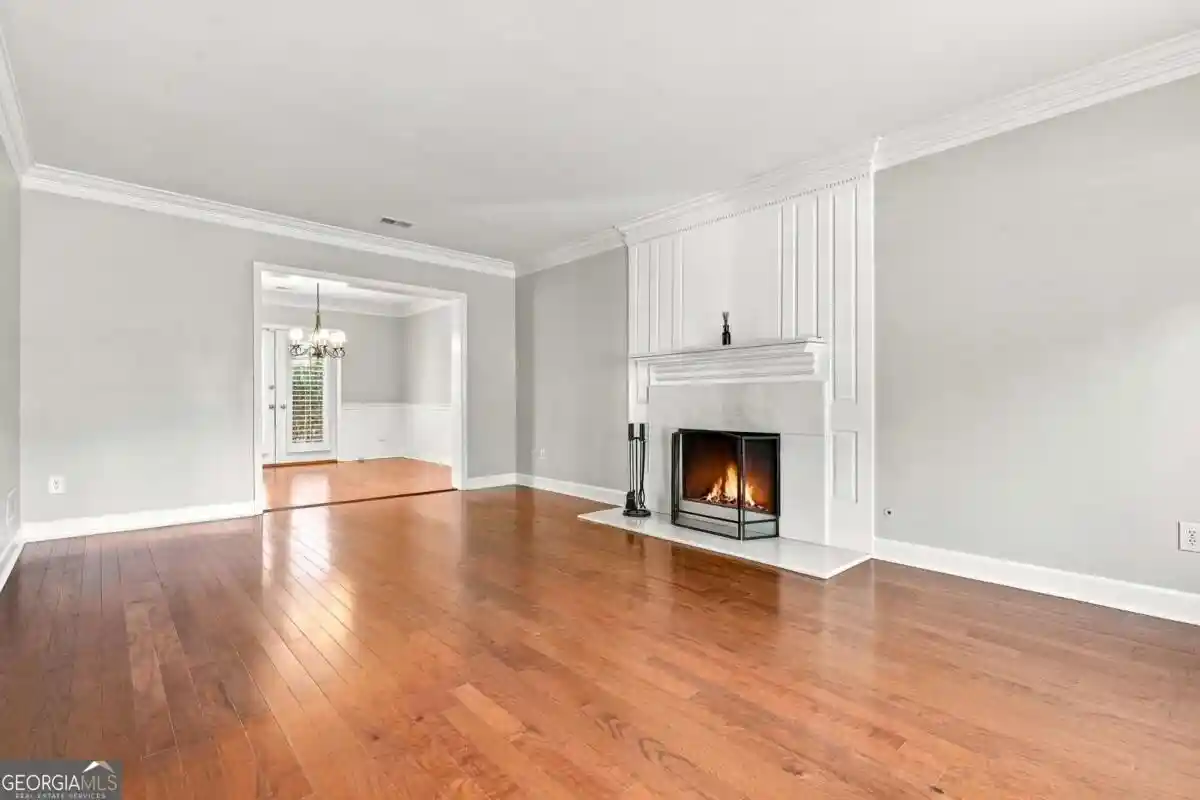 Photo 4 of Condo for sale at 10 Plantation Dr NE, Atlanta, GA 30324 | MLS# 10879668 | Listing updated on 2026-10-30