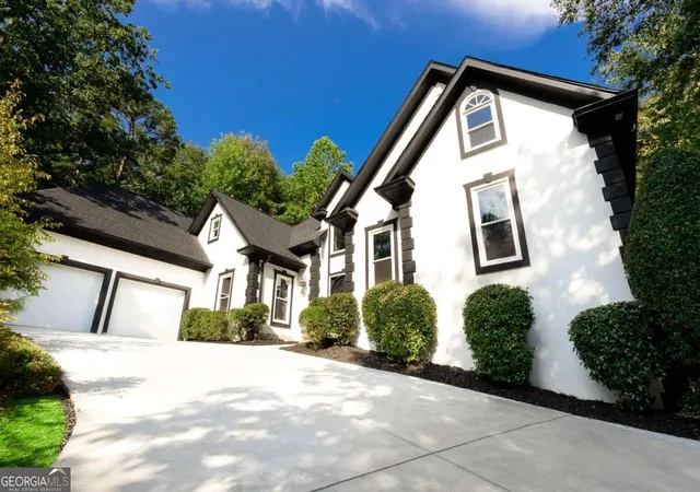 Photo 3 of Single family home for sale at 4508 Bankside Ct Ne, Marietta, GA 30066 | MLS# 10843435 | Listing updated on 2026-09-10