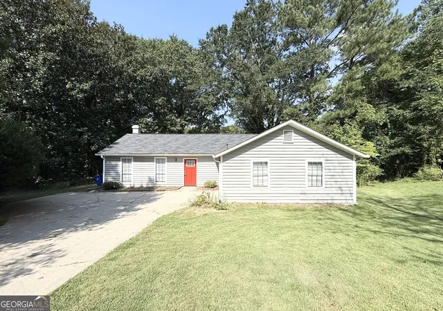 Photo 2 of Single family home for sale at 5112 Huxley Rd, Stone Mountain, GA 30088 | MLS# 10849229 | Listing updated on 2026-10-03