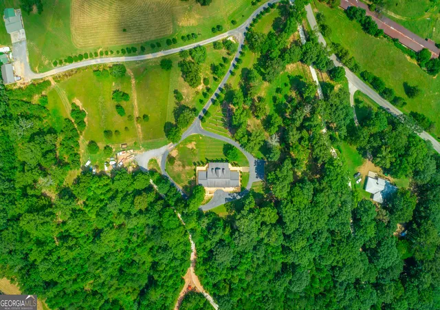 Photo 2 of Mansion for sale at 479 Cooper Rd, Tunnel Hill, GA 30755 | MLS# 10840969 | Listing updated on 2026-09-22
