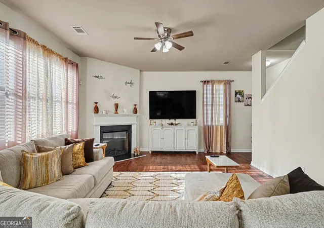 Photo 2 of Sale Pending at 1889 Sea Oats Dr, Hampton, GA 30228 | MLS# 10836997 | Listing updated on 2026-09-14