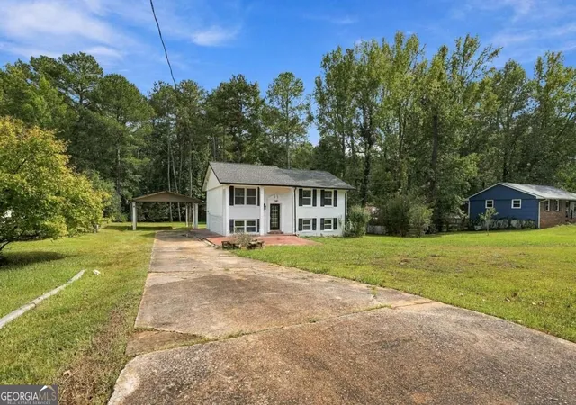 Photo 2 of Single family home for sale at 240 Merlin Pl, Athens, GA 30606 | MLS# 10880400 | Listing updated on 2026-10-29