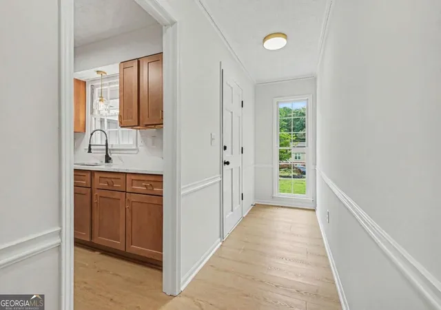 Photo 4 of Single family home for sale at 1129 Carla Joe Dr SW, Lilburn, GA 30047 | MLS# 10837687 | Listing updated on 2026-09-17