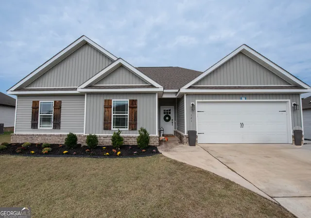 Photo 3 of Single family home for sale at 121 Locks Heath Ct, Perry, GA 31069 | MLS# 10851613 | Listing updated on 2026-10-06