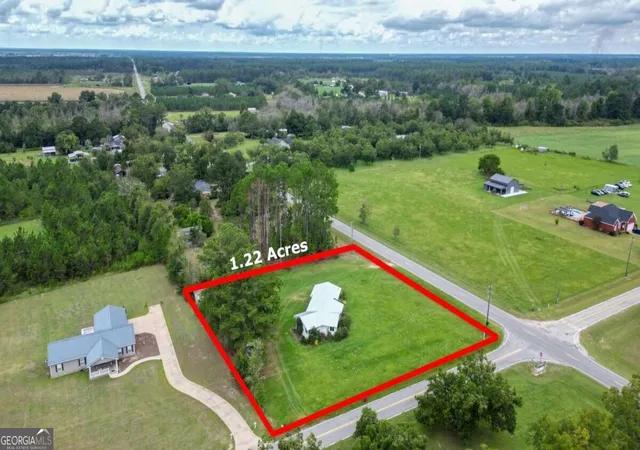 Photo 3 of Single family home for sale at 2251 Zoar Rd, Baxley, GA 31513 | MLS# 10845060 | Listing updated on 2026-09-26