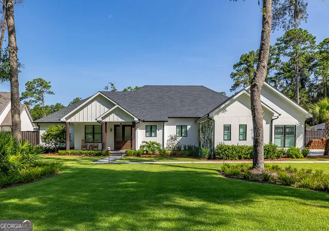 Photo 3 of Single family home for sale at 147 Butler Lake Dr, St. Simons, GA 31522 | MLS# 10840112 | Listing updated on 2026-09-18