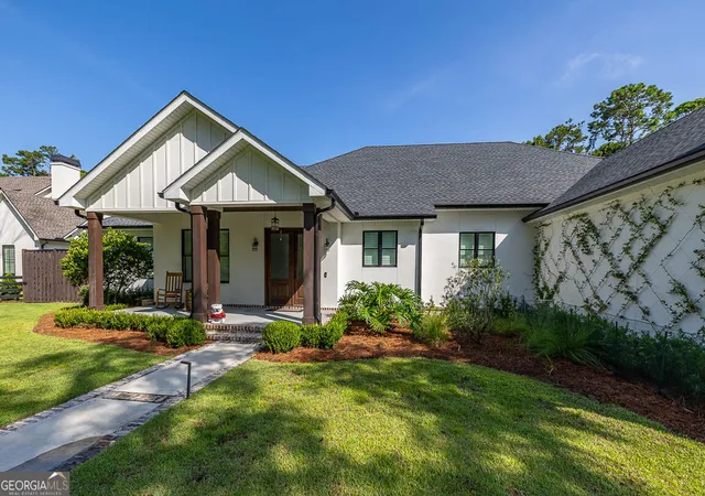 Photo 4 of Single family home for sale at 147 Butler Lake Dr, St. Simons, GA 31522 | MLS# 10840112 | Listing updated on 2026-09-18