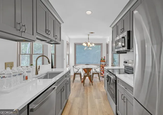 Photo 3 of Condo for sale at 44 St Claire Ln NE, Atlanta, GA 30324 | MLS# 10879033 | Listing updated on 2026-10-29