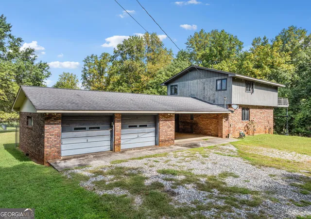 Photo 2 of Sale Pending at 522 Duncan Brg Rd, Alto, GA 30510 | MLS# 10843556 | Listing updated on 2026-10-01
