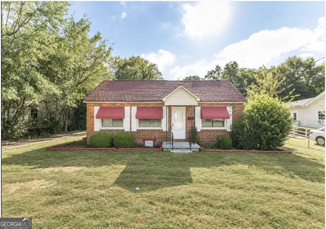 Photo 1 of Single family home for sale at 1340 Burton Ave, Macon, GA 31204 | MLS# 10851440 | Listing updated on 2026-10-07