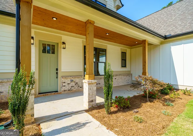 Photo 3 of Single family home for sale at 953 Roundtop Rd, Ellijay, GA 30540 | MLS# 10612614 | Listing updated on 2026-10-30