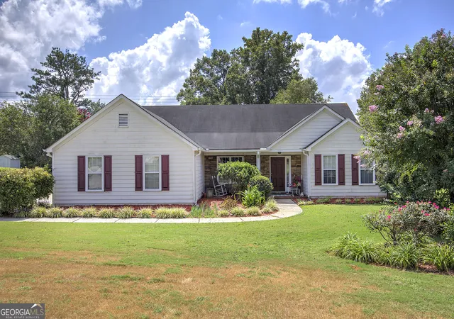 Photo 1 of Single family home for sale at 494 Beranda Cir, Douglasville, GA 30134 | MLS# 10837659 | Listing updated on 2026-09-15