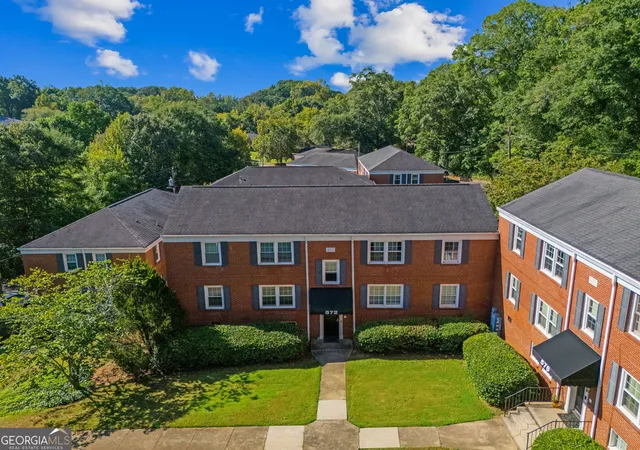 Photo 2 of Condo for sale at 572 Goldsboro Rd Ne, Atlanta, GA 30307 | MLS# 10846995 | Listing updated on 2026-09-30
