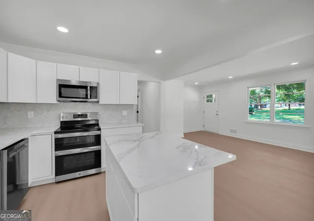 Photo 3 of Single family home for sale at 1845 Cherokee Rd, Winterville, GA 30683 | MLS# 10839783 | Listing updated on 2026-09-14