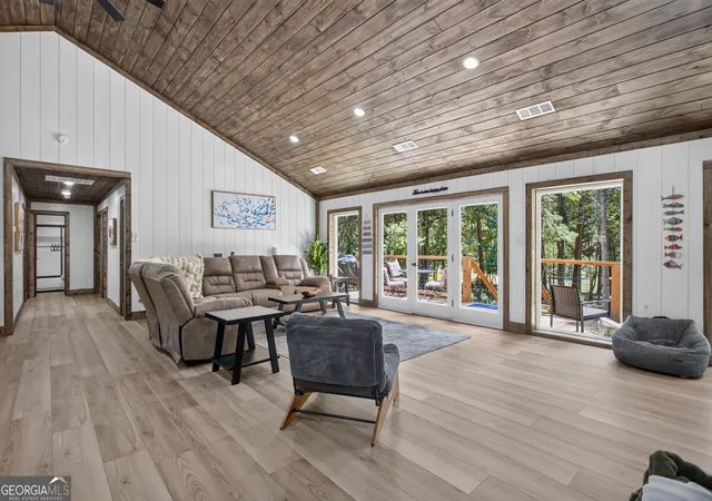 Photo 3 of Single family home for sale at 155 Jo Ann Cir, Fair Play, SC 29643 | MLS# 10853197 | Listing updated on 2026-09-28