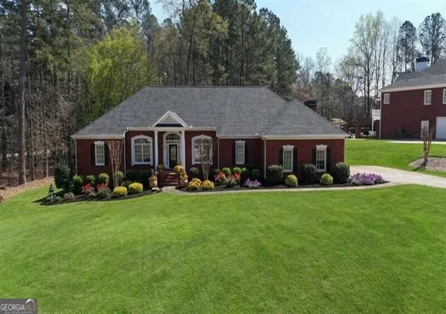 Photo 2 of Single family home for sale at 3260 Rays Crk Dr Nw, Acworth, GA 30101 | MLS# 10839529 | Listing updated on 2026-09-03