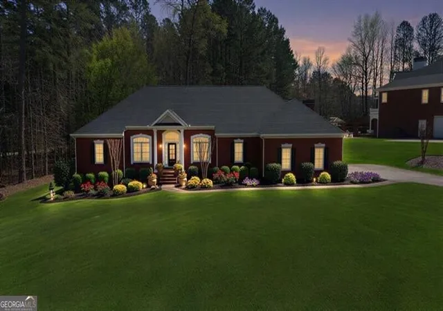 Photo 2 of Single family home for sale at 3260 Rays Crk Dr NW, Acworth, GA 30101 | MLS# 10839529 | Listing updated on 2026-09-03