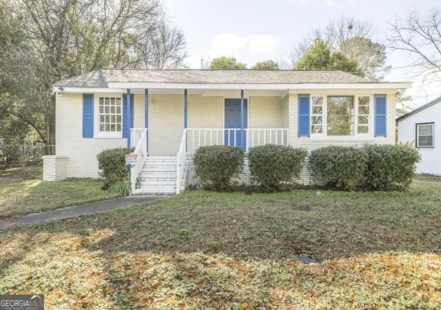 Single family home for sale at 1334 Lakeview Dr, Macon, GA 31206 | MLS# 10839192