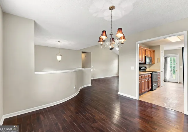 Photo 3 of Single family home for sale at 10 Seay Dr SE, Rome, GA 30161 | MLS# 10844624 | Listing updated on 2026-09-11