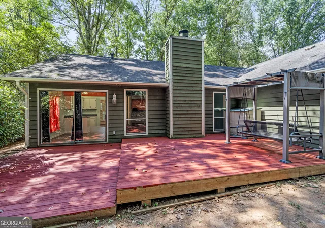 Photo 2 of Single family home for sale at 717 Pebble Crk Dr, Norcross, GA 30093 | MLS# 10850596 | Listing updated on 2026-10-10