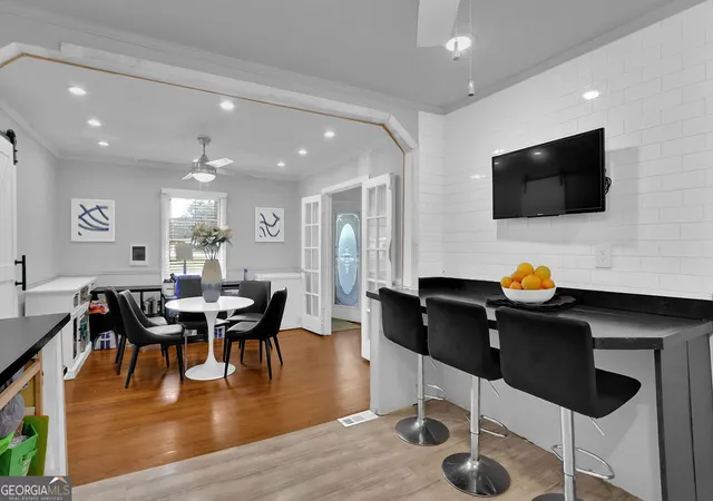 Photo 3 of Single family home for sale at 804 Rowland Rd, Stone Mountain, GA 30083 | MLS# 10840283 | Listing updated on 2026-09-18
