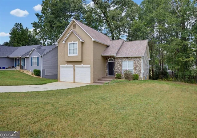 Photo 1 of Single family home for sale at 723 River Valley Dr, Jonesboro, GA 30238 | MLS# 10852173 | Listing updated on 2026-10-08