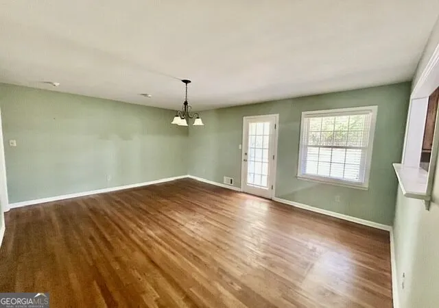Photo 2 of Single family home for sale at 204 Lafayette St, Barnesville, GA 30204 | MLS# 10844163 | Listing updated on 2026-09-28