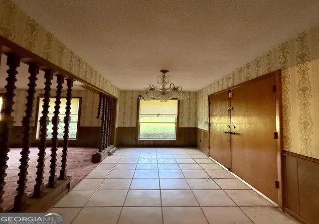 Photo 2 of Single family home for sale at 910 W Ogeechee St, Sylvania, GA 30467 | MLS# 10850388 | Listing updated on 2026-10-05