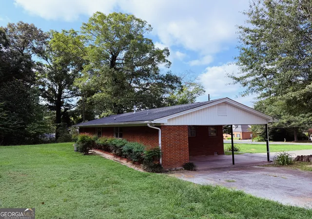 Photo 4 of Single family home for sale at 125 Highway 113 N, Carrollton, GA 30117 | MLS# 10849457 | Listing updated on 2026-10-02