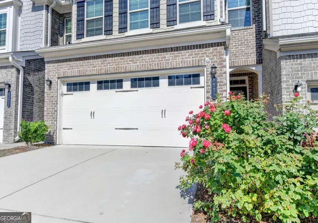 Photo 3 of Townhouse for sale at 1930 Lanier Harbor Point, Buford, GA 30518 | MLS# 10843021 | Listing updated on 2026-09-10