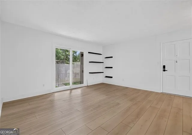 Photo 2 of Condo for sale at 725 Dalrymple Rd #7J, Sandy Springs, GA 30328 | MLS# 10819266 | Listing updated on 2026-10-04
