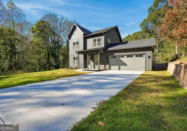 Photo 3 of Single family home for sale at 6156 Grant Frd Rd, Gainesville, GA 30506 | MLS# 10880572 | Listing updated on 2026-10-28