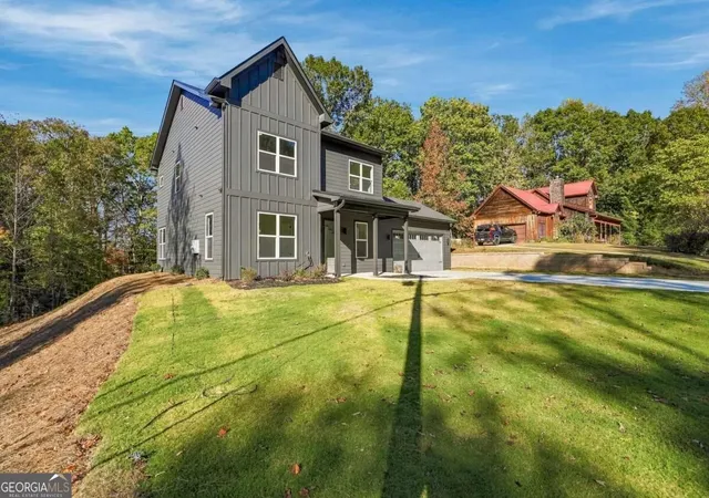 Photo 4 of Single family home for sale at 6156 Grant Frd Rd, Gainesville, GA 30506 | MLS# 10880572 | Listing updated on 2026-10-28