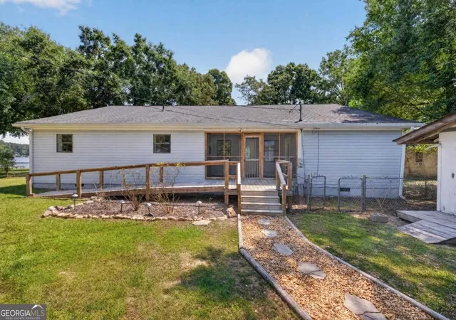 Photo 3 of Single family home for sale at 274 S Steele Brg Rd, Eatonton, GA 31024 | MLS# 10841996 | Listing updated on 2026-09-22